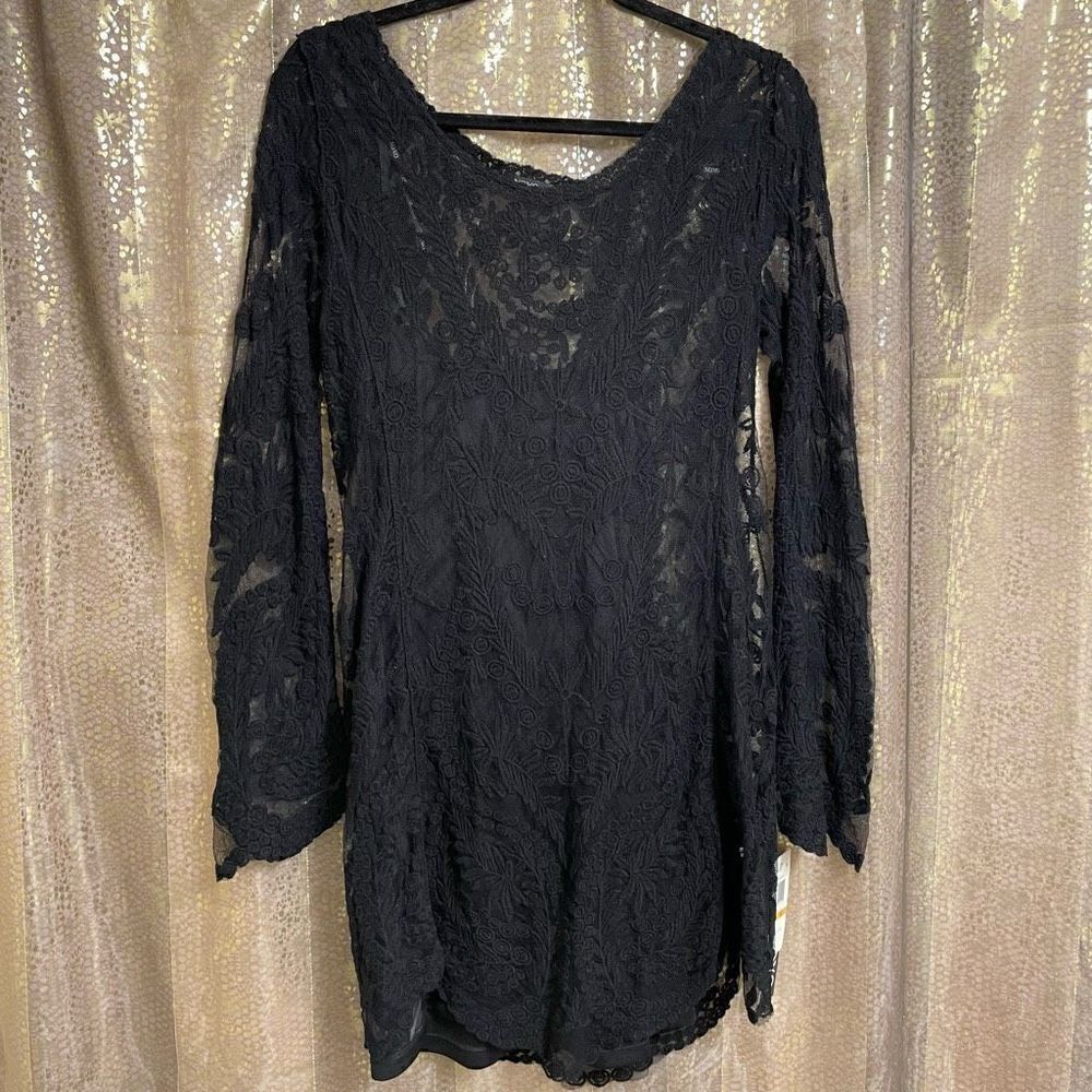 XOXO Women’s Small Black Lace 50 Shades of Pink Mini Dress Long Sleeves NWT